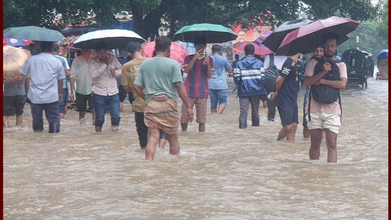 টানা বৃষ্টিতে নবোদয় হাউজিংয়ে মানবিক সংকট,ক্ষতিগ্রস্ত ৩০০-৪০০ পরিবারের পাশে দাঁড়ানোর আহ্বান